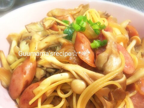 みりんの甘さが◎♡ソーセージときのこの和風パスタ